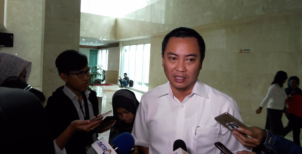 ketua-dpd-i-golkar-dki-jakarta-fayakhun-andriadi_20160913_130641.jpg