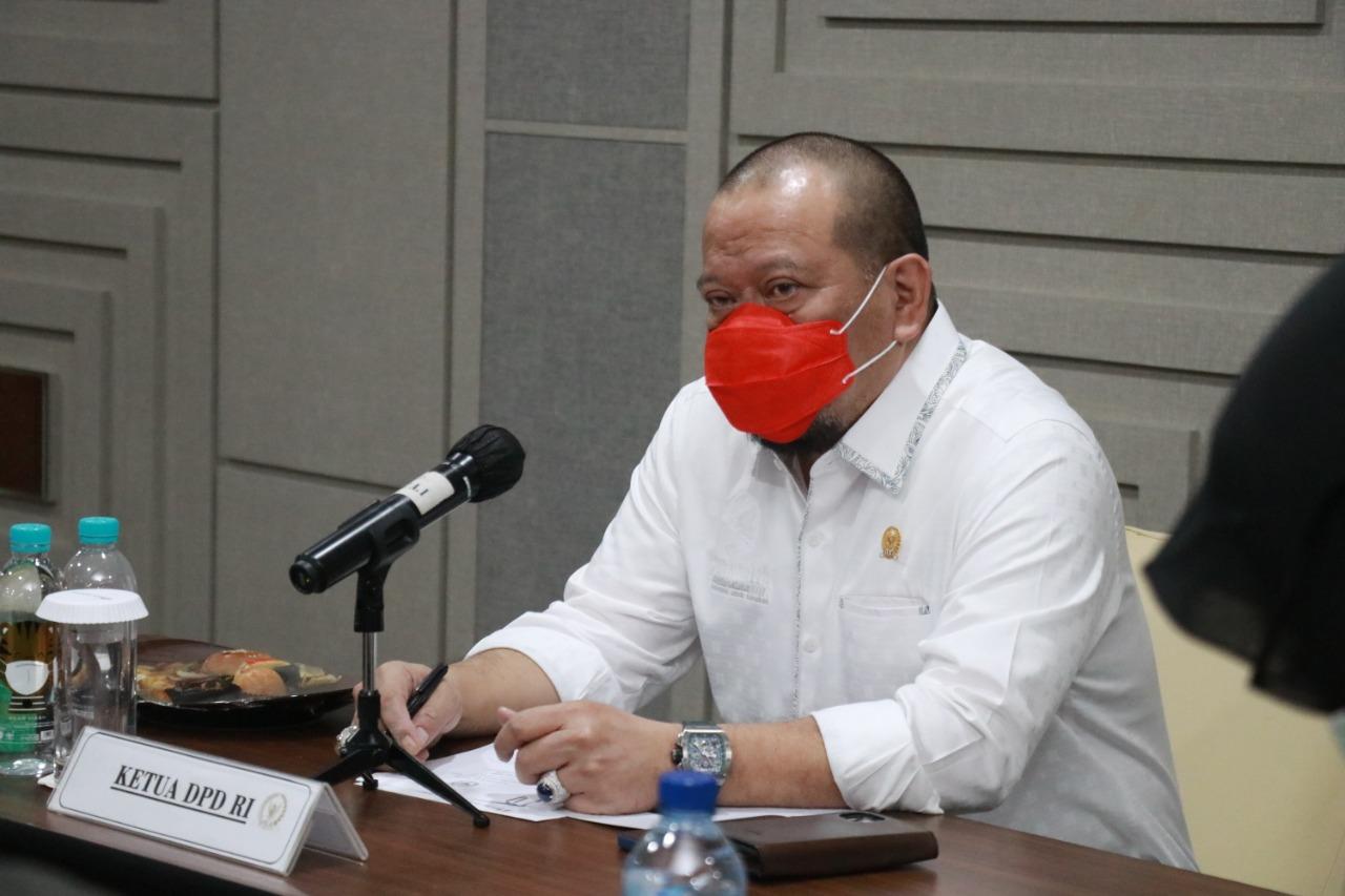ketua-dpd-ri-aa-lanyalla-mahmud-mattalitti-1152021.jpg