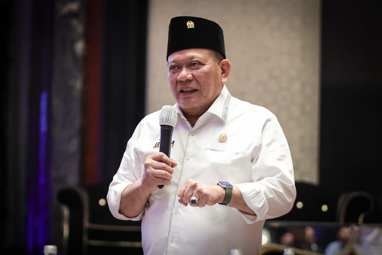ketua-dpd-ri-aa-lanyalla-mahmud-mattalitti-saat-reses-di-jawa-timur.jpg