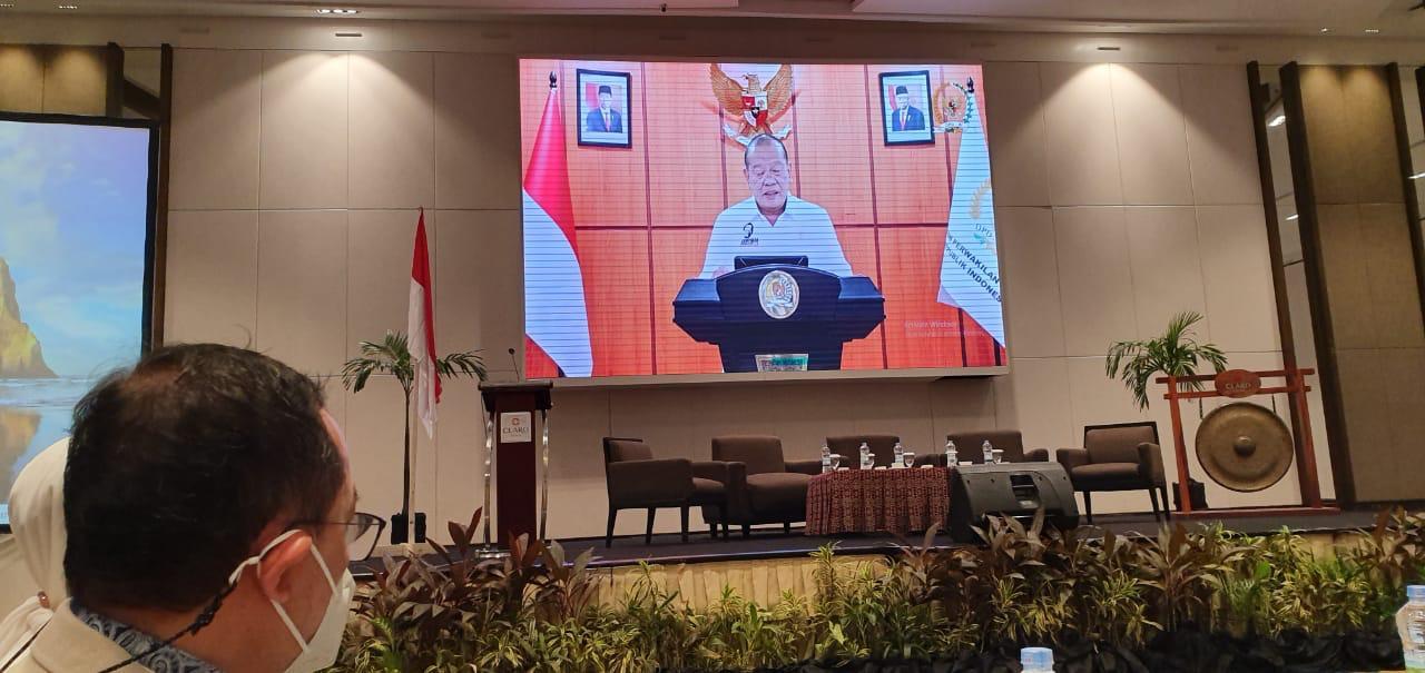 ketua-dpd-ri-keynote-speaker-semnas-makassar.jpg