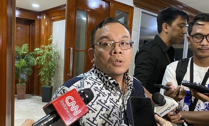 ketua-dpp-pan-saleh-daulay-saat-ditemui-di-kompleks-parlemen.jpg
