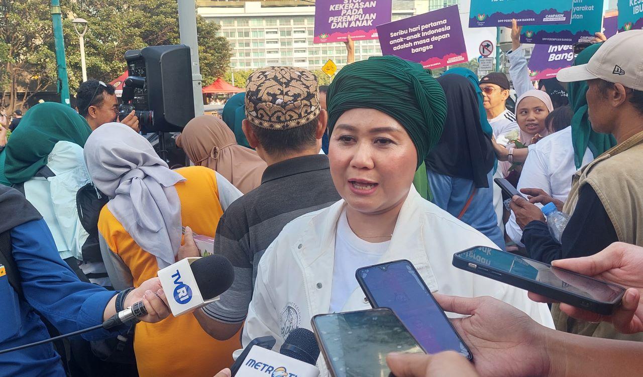 ketua-dpp-pkb-luluk-nur-hamidah-saat-diwawancarai-di-area-cfd-jakarta-pusa.jpg