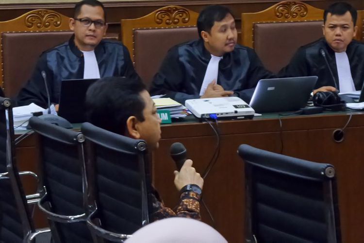 ketua-dpr-setya-novanto_20171103_131730.jpg