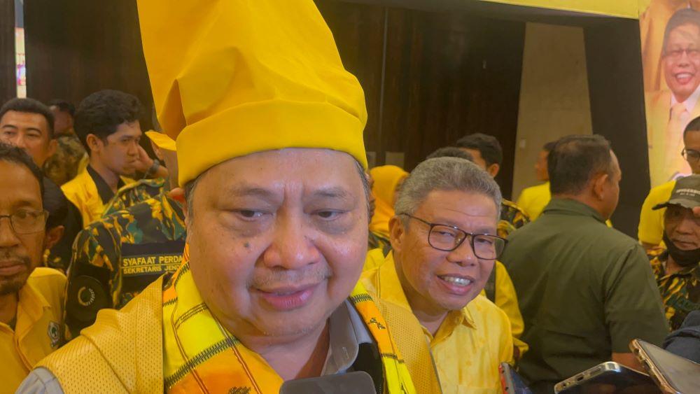 ketua-umum-golkar-airlangga-di-konsolidasi-pemenangan-golkar-se-sulawesi-selatan-di-makassar.jpg