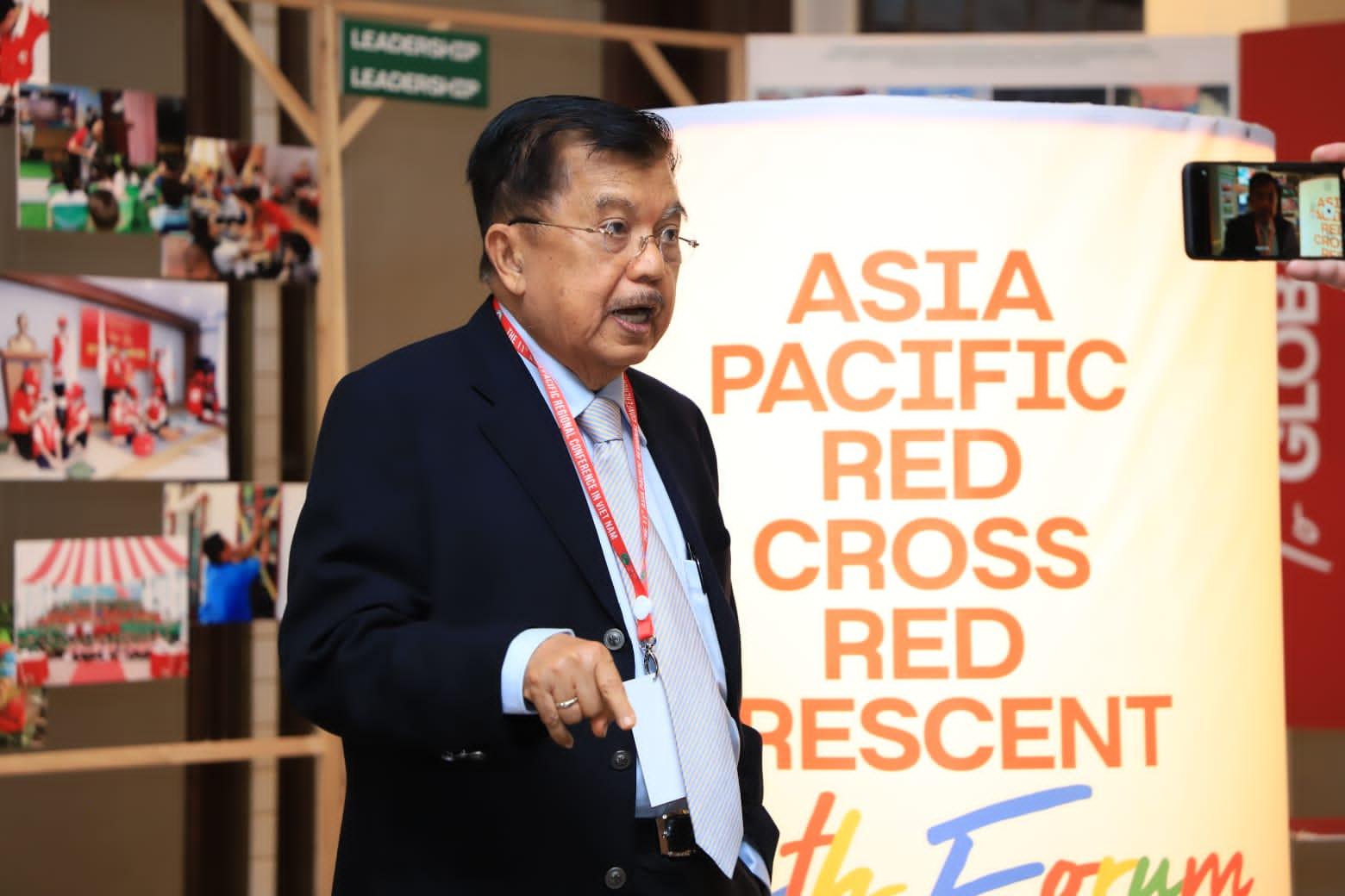 ketua-umum-palang-merah-indonesia-pusat-jusuf-kalla-berbicara.jpg