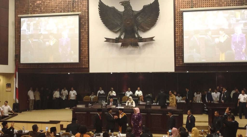 ketua-umum-partai-hanura-o_20170404_202003.jpg