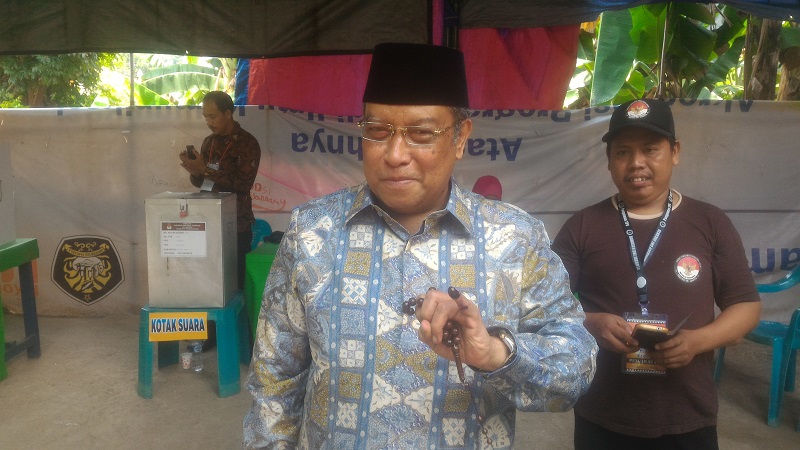 ketua-umum-pengurus-besar-nahdlatul-ulama-pbnu-said-aqil-siraj-menco_20170419_124736.jpg