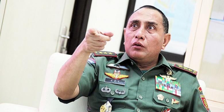 ketua-umum-pssi-edy-rahmayadi_20171007_205200.jpg