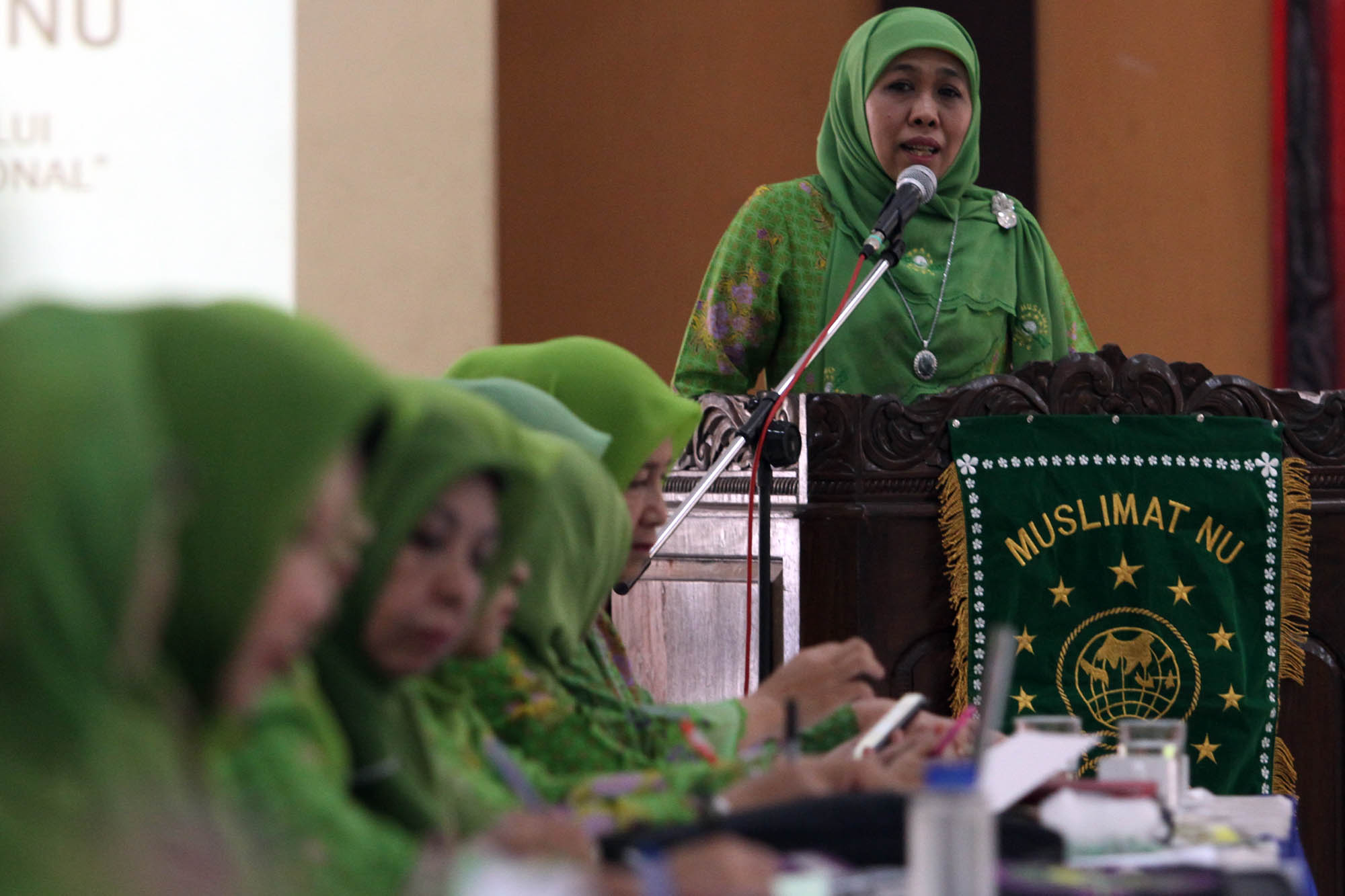 khofifah-buka-rapat-pleno-muslimat-nu_20150928_155555.jpg