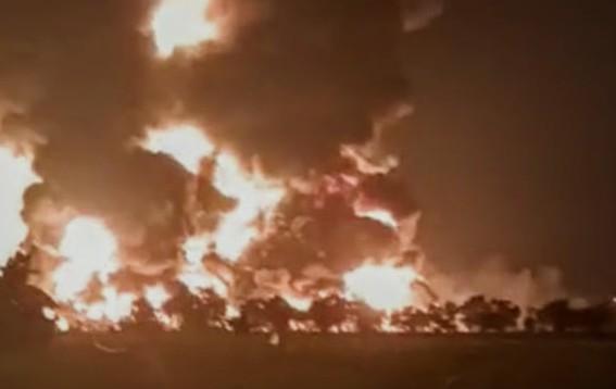 kilang-minyak-balongan-terbakar.jpg