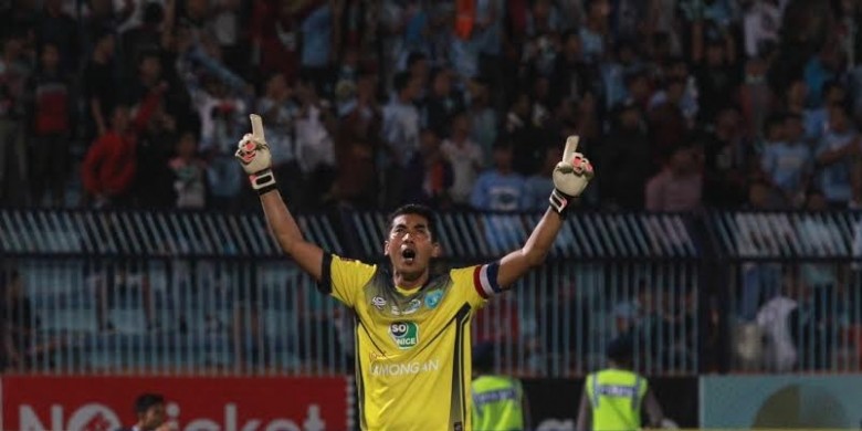kiper-legenda-persela-lamongan-choirul-huda_20171016_083650.jpg