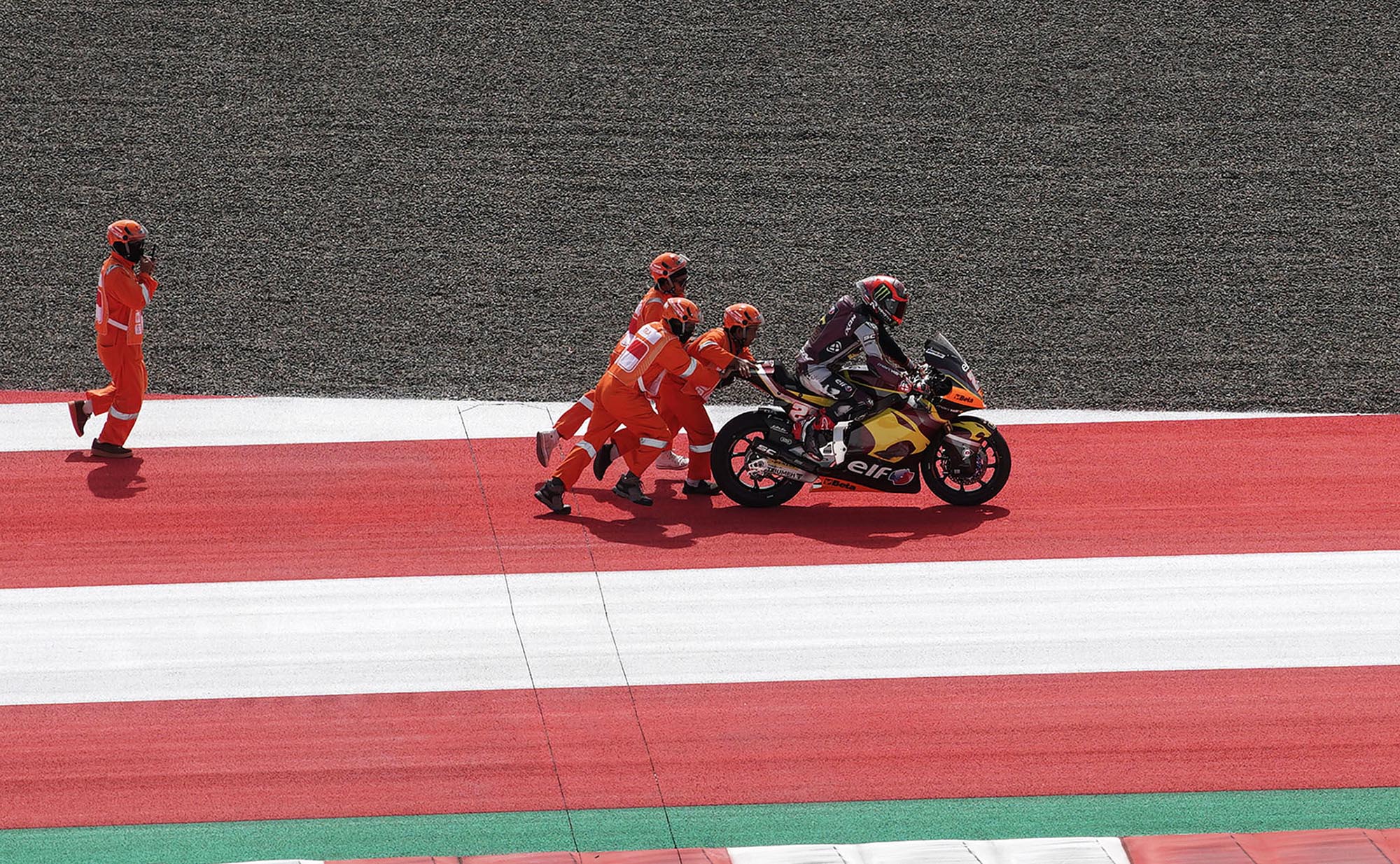 kiprah-marshal-dibalik-suksesnya-motogp-mandalika-2022_20220322_174842.jpg