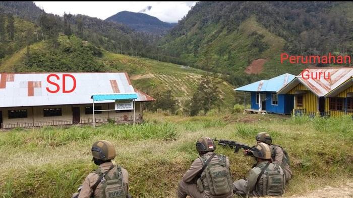 kkb-kembali-beraksi-bakar-gedung-sekolah-dan-puskemas-di-kabupaten-puncak-papua.jpg