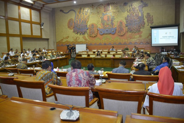 komisi-vi-dpr-ri_20170716_103907.jpg