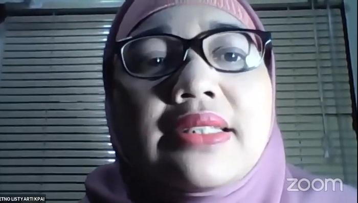 komisioner-kpai-retno-listyarti-dalam-diskusi-bertajuk-ngopi-seks.jpg