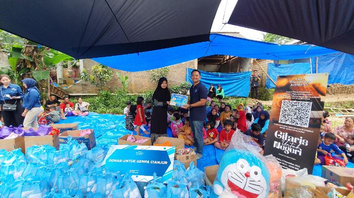 Kompas Gramedia Melalui AkuBaca Donasikan Buku untuk Anak-anak di Pengugsian Gempa Cianjur