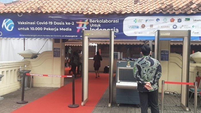 kompas-gramedia-gelar-vaksinasi-covid-19-dosis-kedua.jpg