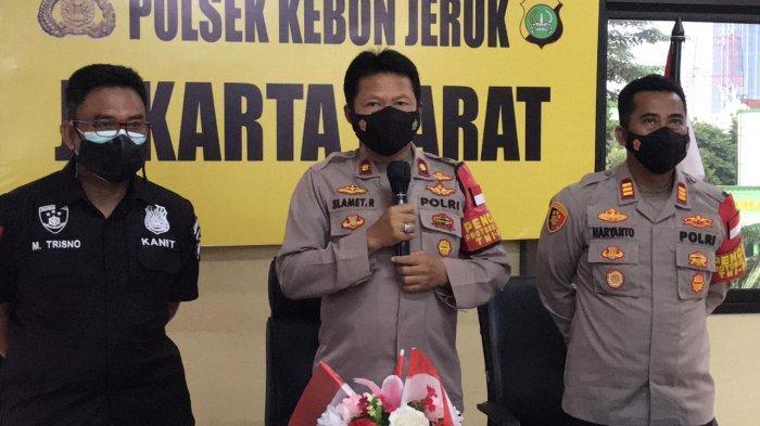 kompol-slamet-riyadi-di-kebon-jeruk.jpg