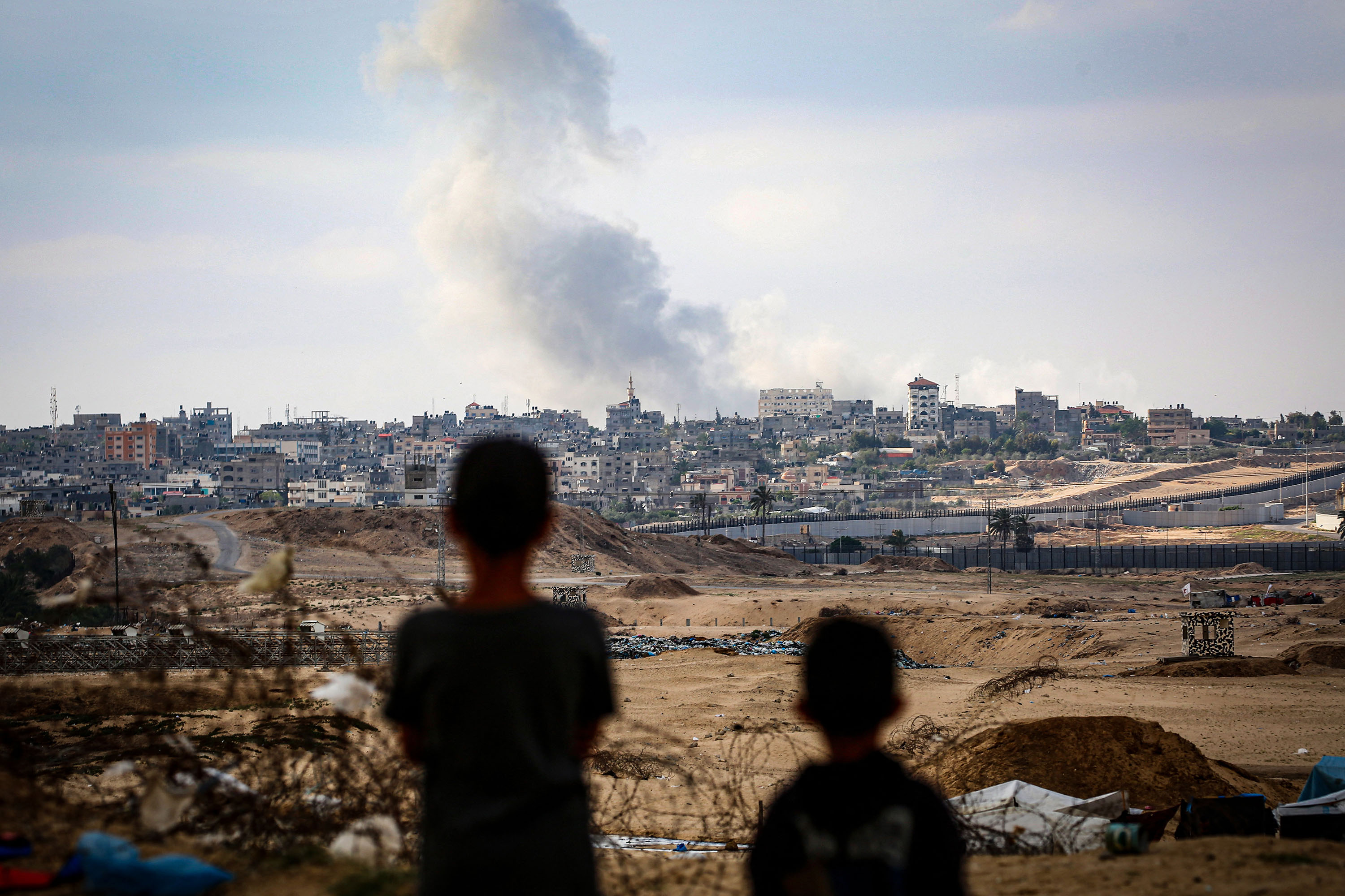 Israel Ingin Perluasan Serangan di Rafah ketika Hampir Satu Juta Warga ...