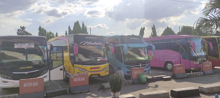 kondisi-terkini-di-terminal-kampung-rambutan-nihhhh.jpg