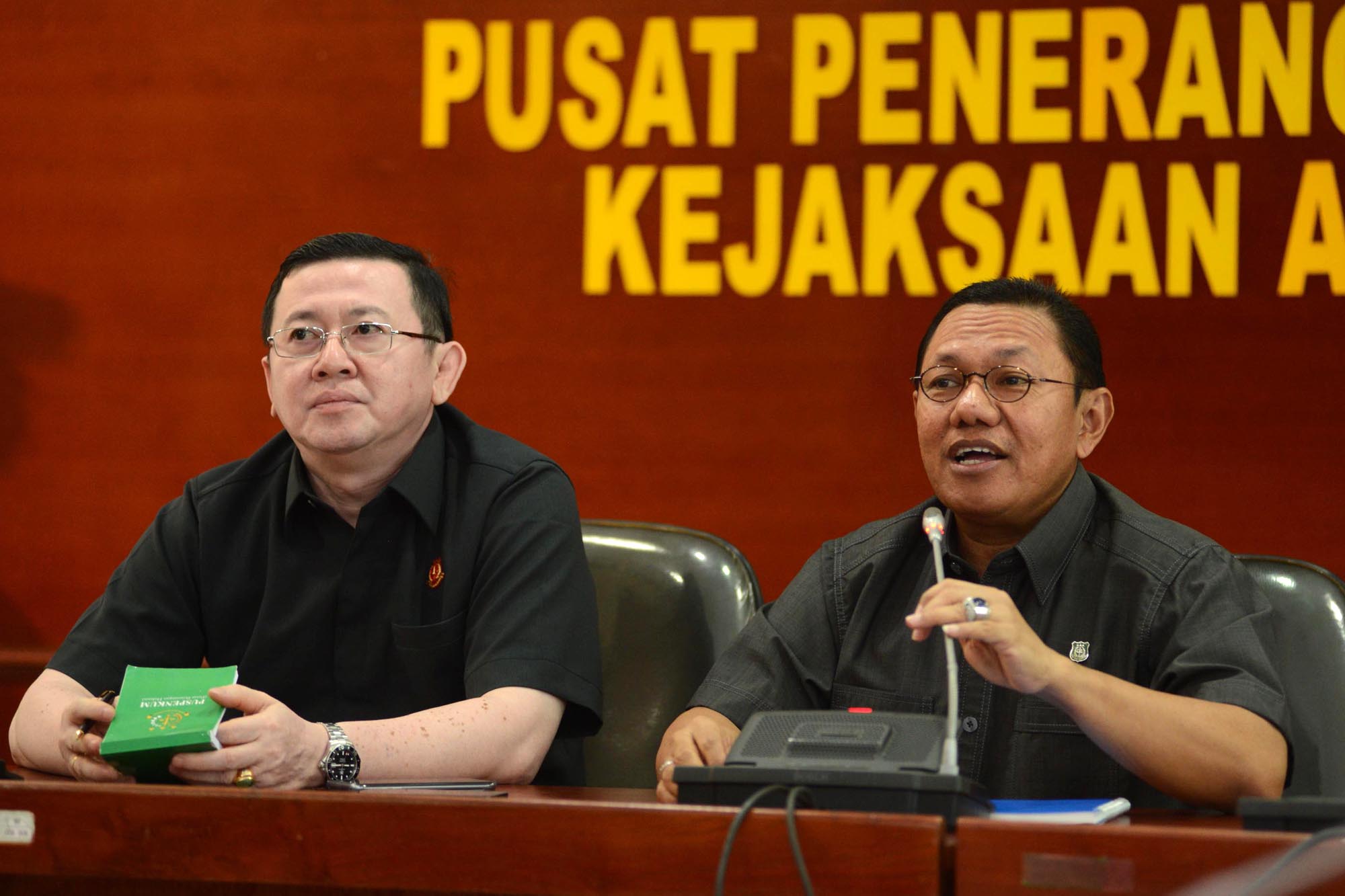 konpers-pengumuman-berkas-p21-kasus-ahok_20161130_205059.jpg