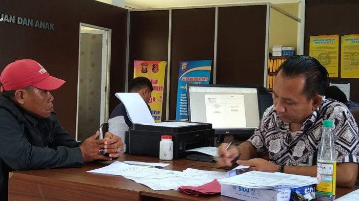 korban-penipuan-melapor-ke-polisi.jpg