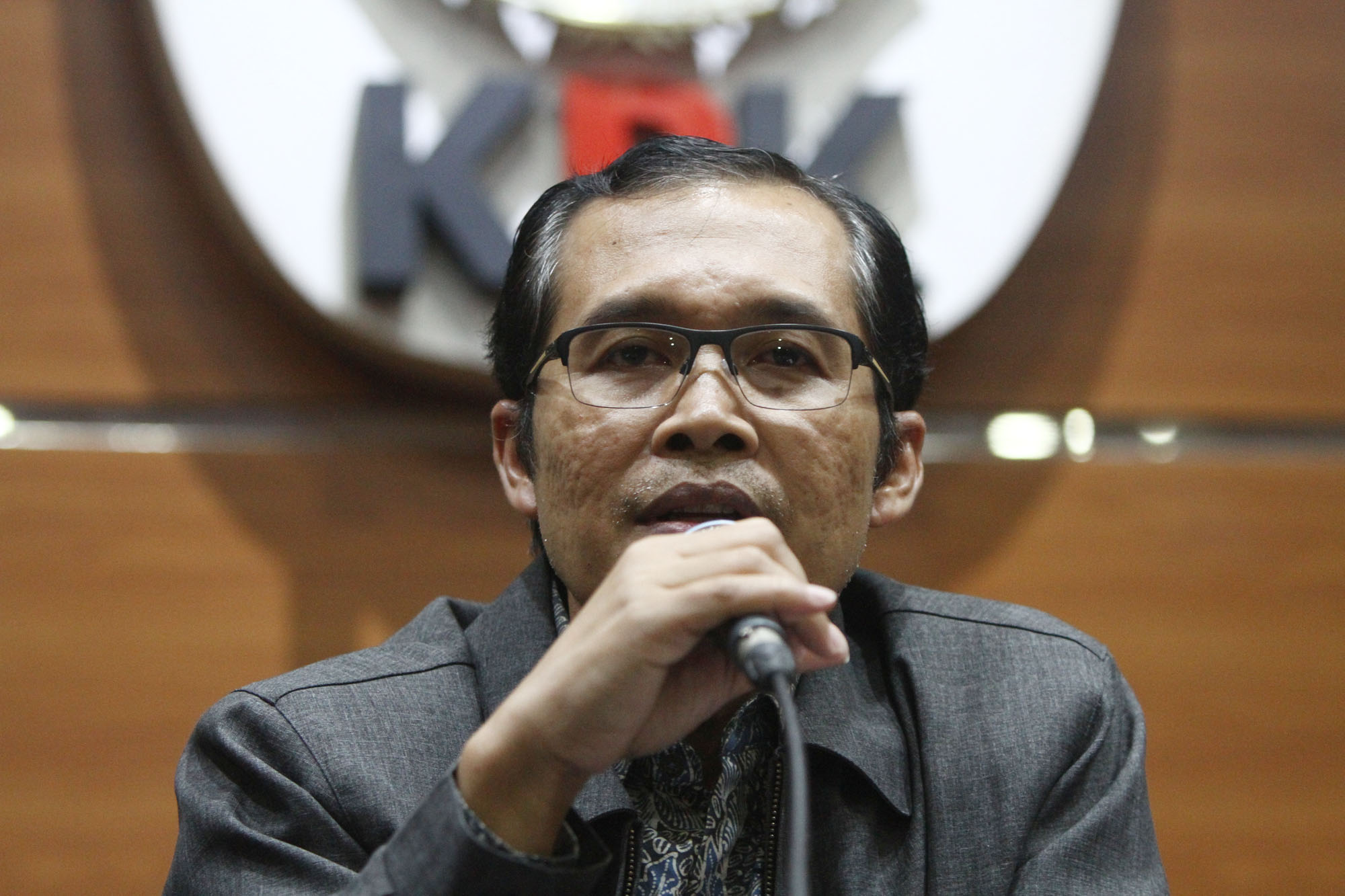 kpk-tetapkan-tersangka-baru-korupsi-ktp-elektronik_20170323_220454.jpg