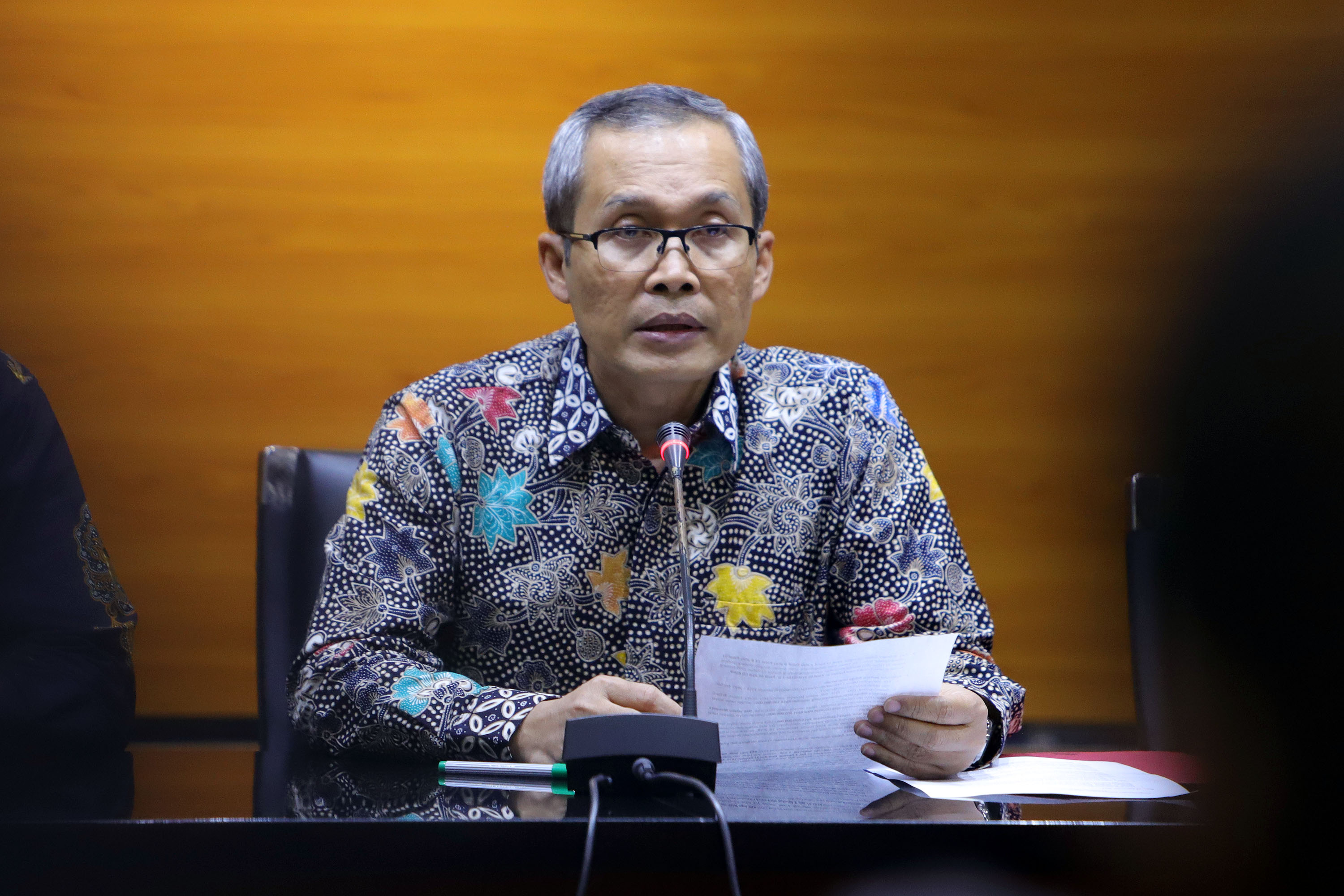 kpk-umumkan-menpora-imam-nahrawi-tsk-baru-suap-dana-hibah-koni_20190918_192934.jpg