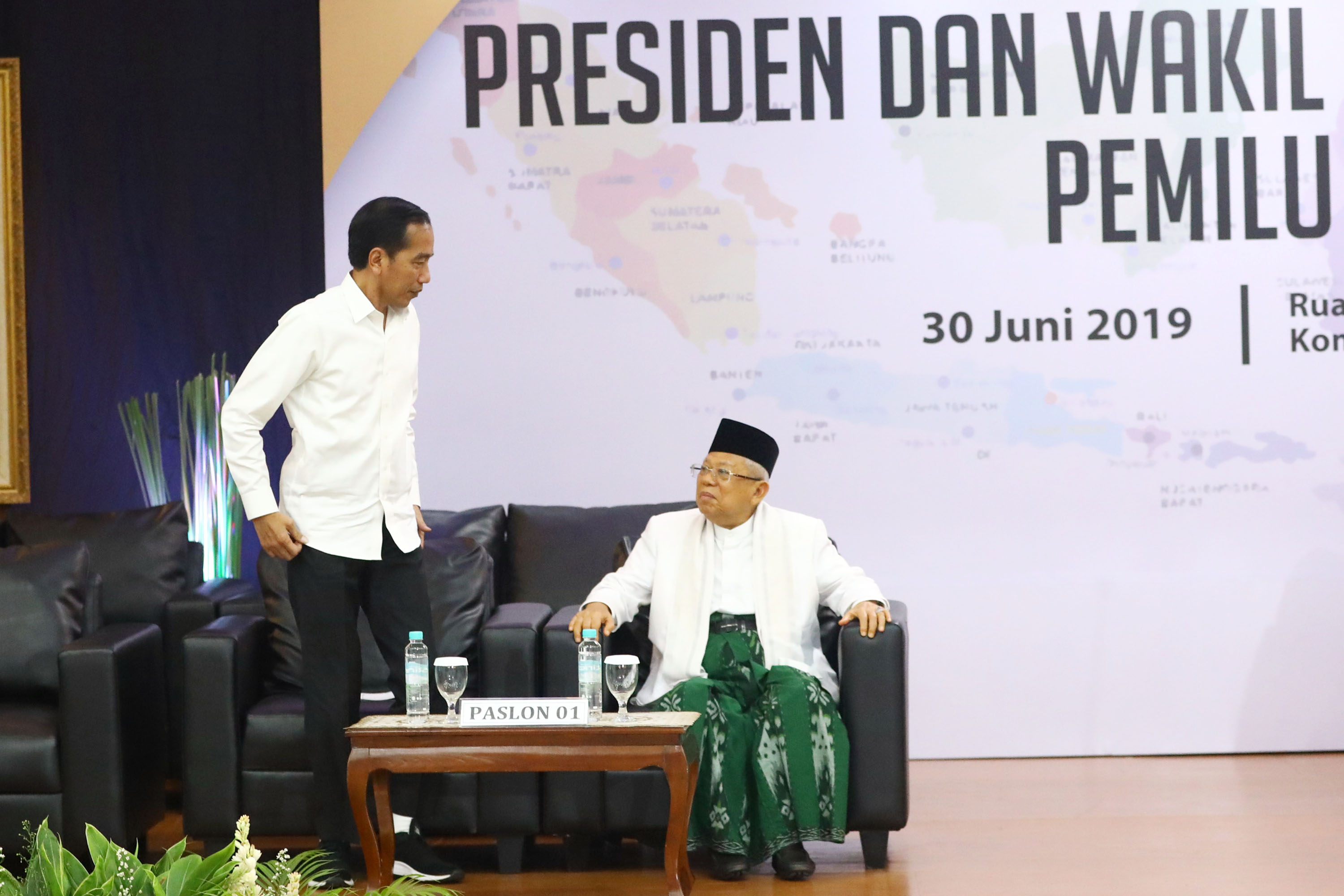 kpu-tetapkan-jokowi-dan-maruf-amin-sebagai-presiden-dan-wakil-presiden-terpilih_20190630_200343.jpg