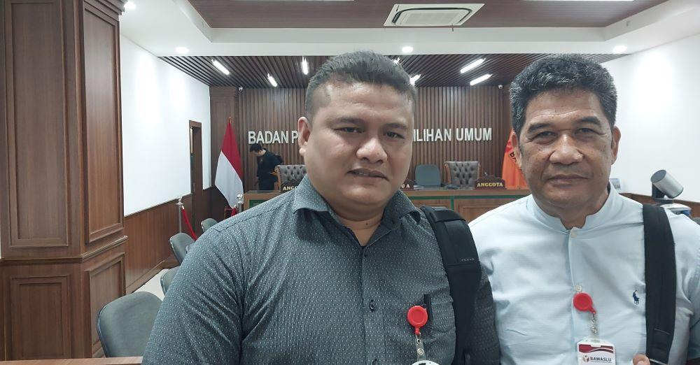 kuasa-hukum-mantan-ketua-dpd-ri-irman-gusman-taufik-hidayat-nasution-di-bawaslu.jpg