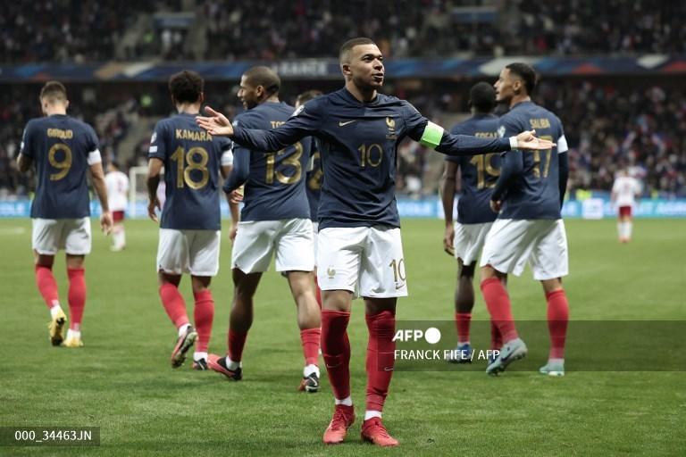 kylian-mbappe-mencetak-gol-di-kualifikasi-uefa-euro-2024-antara-prancis-dan-gibraltar.jpg