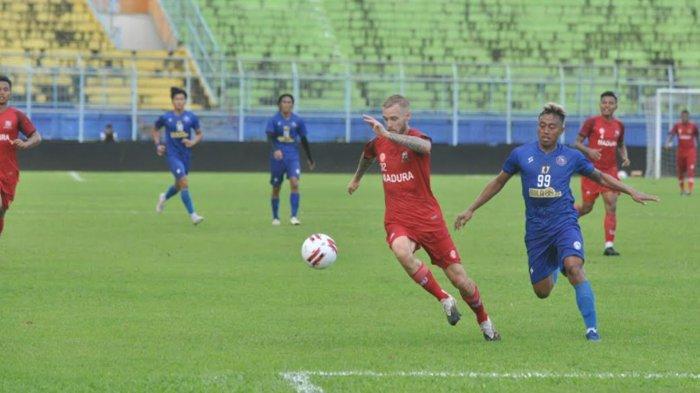 laga-uji-coba-antara-arema-fc-vs-madura-united.jpg