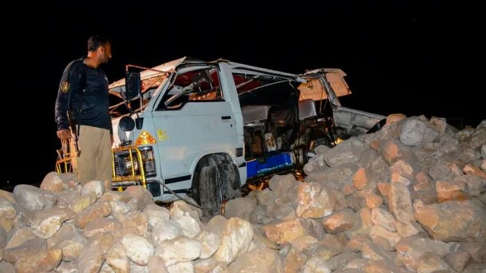 laka-truk-di-pakistan.jpg