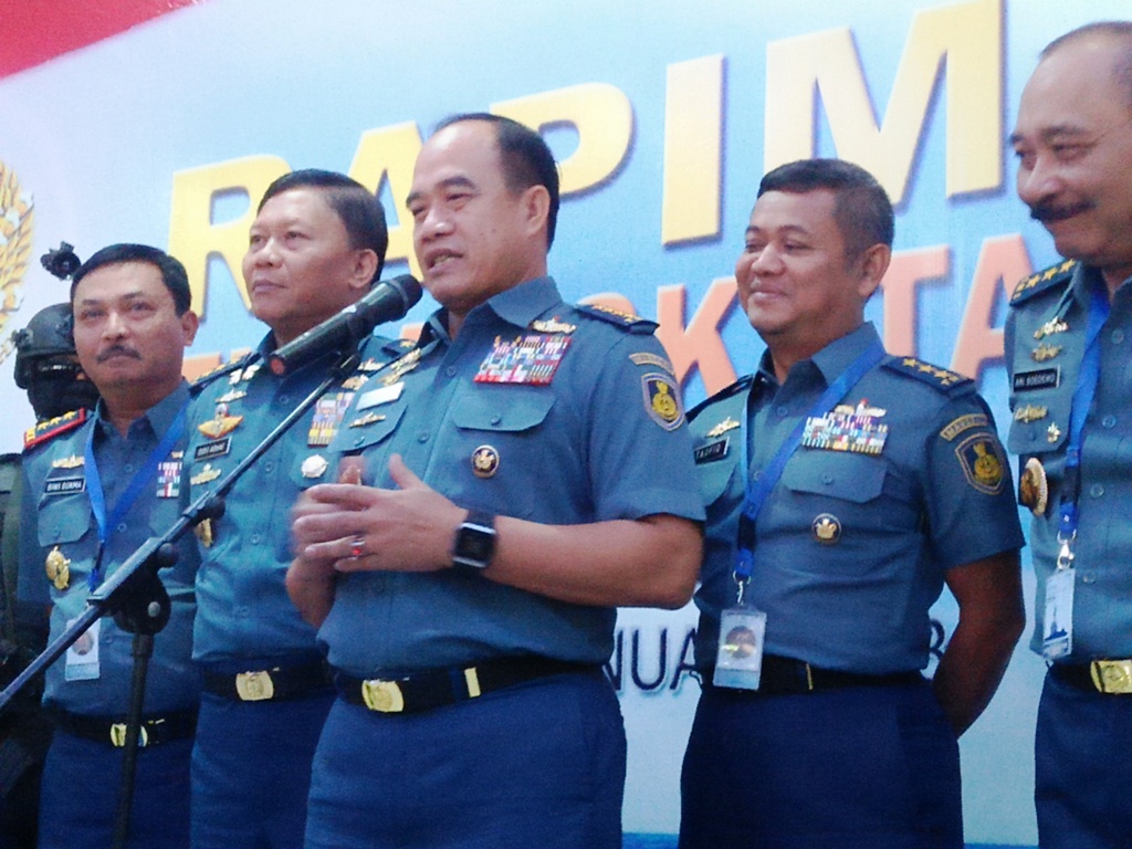 laksamana-tni-ade-supandi_20180126_181157.jpg