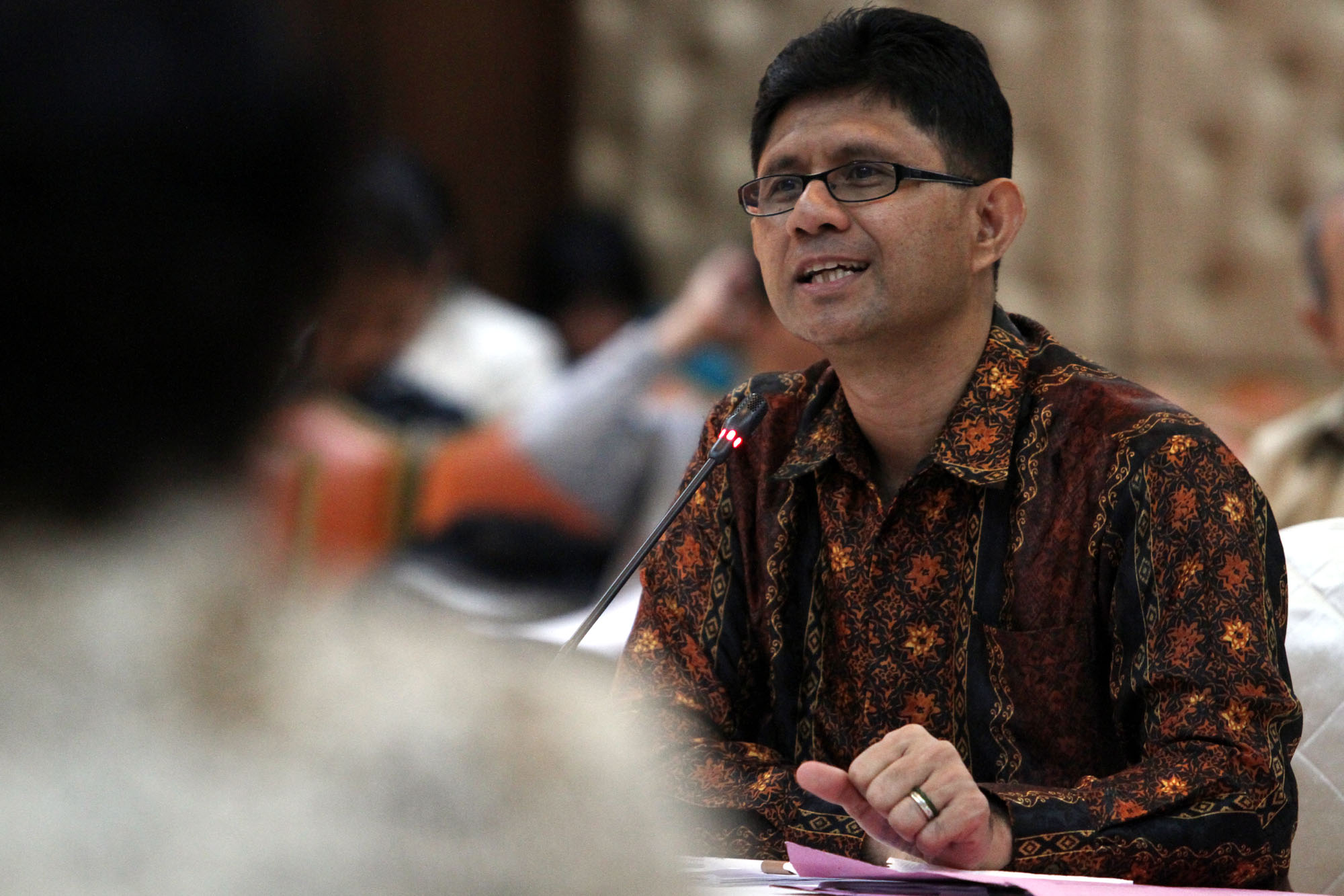 laode-muhamad-syarif-calon-pimpinan-kpk_20150825_205811.jpg