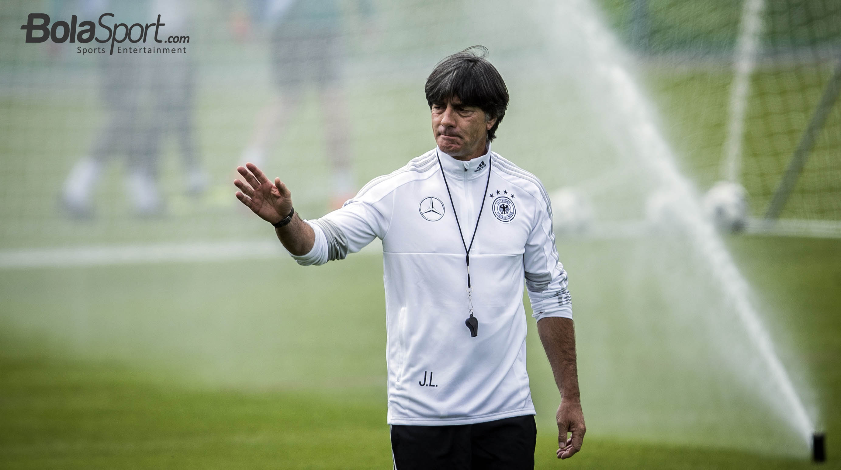 latihan-terbuka-perdana-timnas-jerman_20180616_001644.jpg