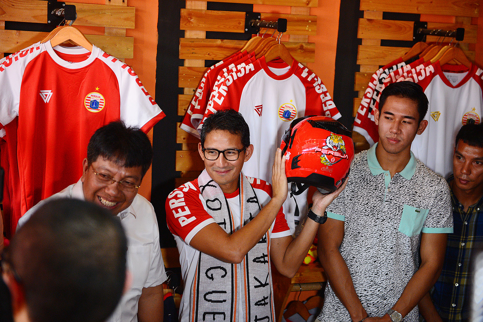 launching-toko-original-persija-jakarta_20170912_151623.jpg