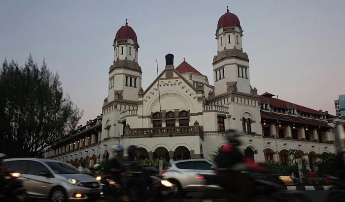 lawang-sewu-semarang_20150522_192030.jpg