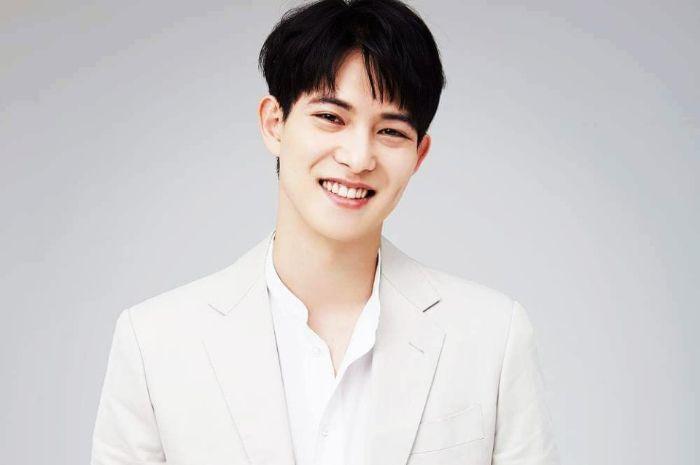 lee-jong-hyun-dari-cnblue.jpg
