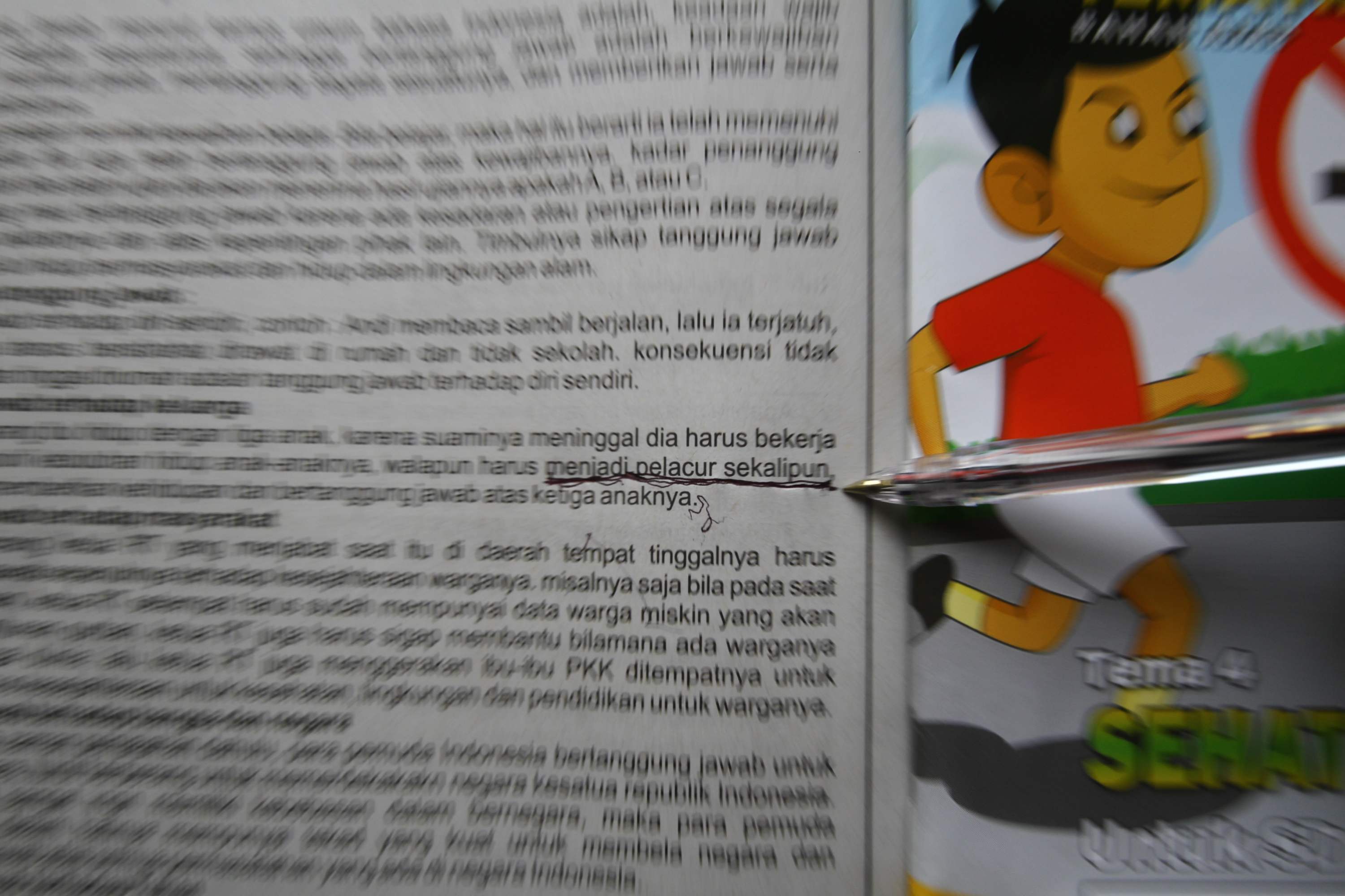 lembar-kerja-siswa-bermasalah-di-malang_20151113_160654.jpg