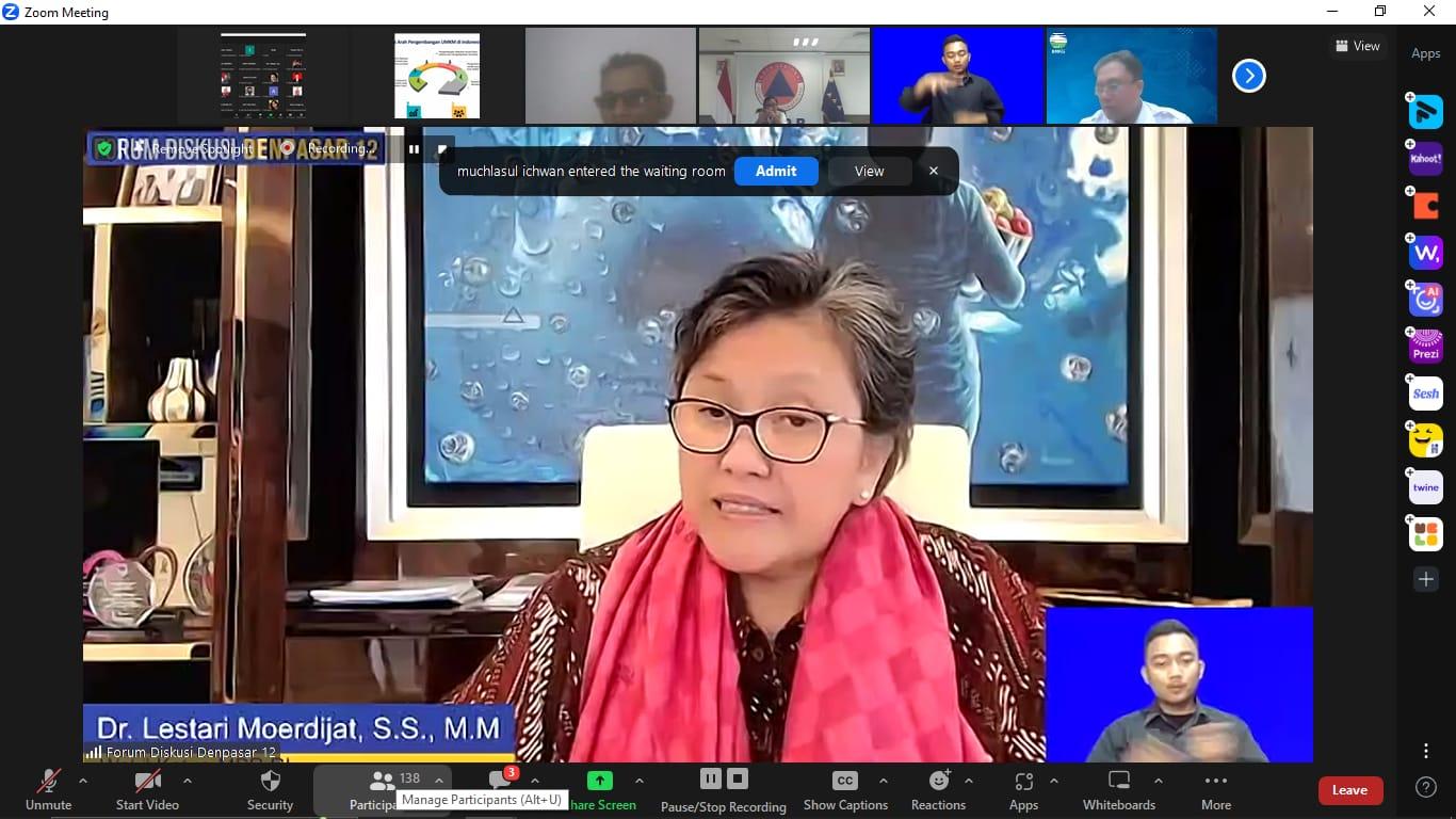 lestari-moerdijat-saat-membuka-diskusi-menghadapi-puncak-ancaman-el.jpg