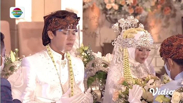 lesti-dan-billar-sah-jadi-suami-istri.jpg