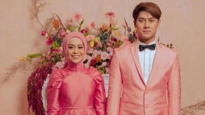 lesti-kejora-dan-rizky-billar-akan-melangsungkan-lamaran.jpg