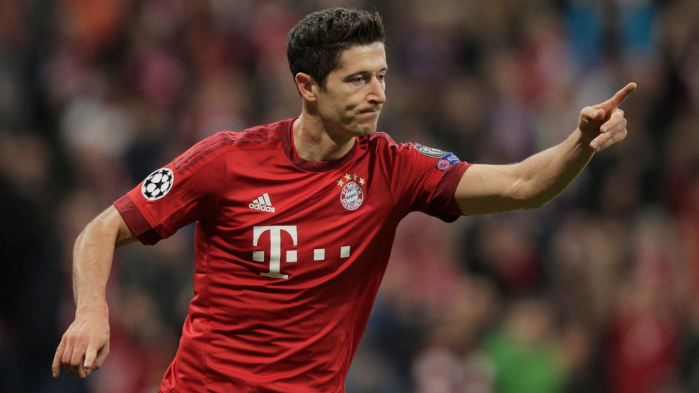 lewy-selebrasi_20150930_025003.jpg