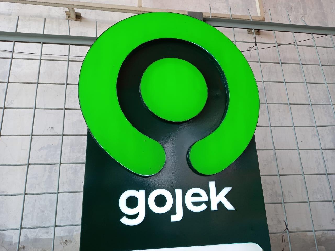 logo-gojek__1.jpg