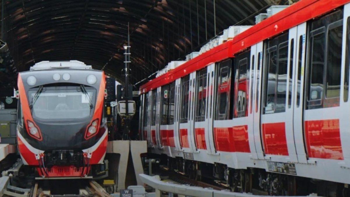 lrt-jabodebek-berhenti-di-stasiun-1.jpg