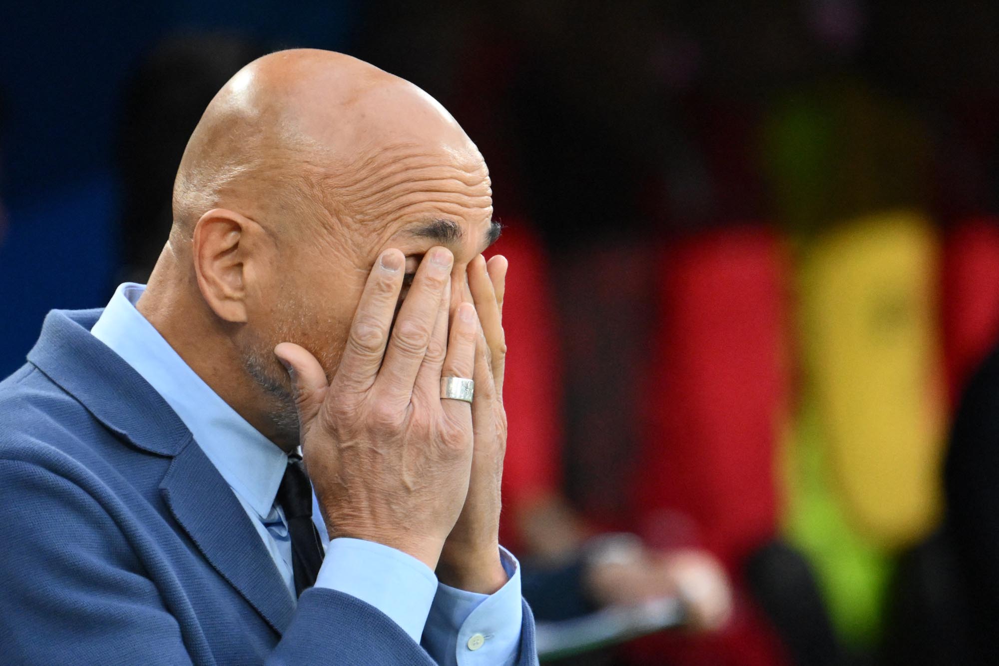 luciano-spalletti-pelatih-italia-di-uefa-euro-2024_20240616_111911.jpg