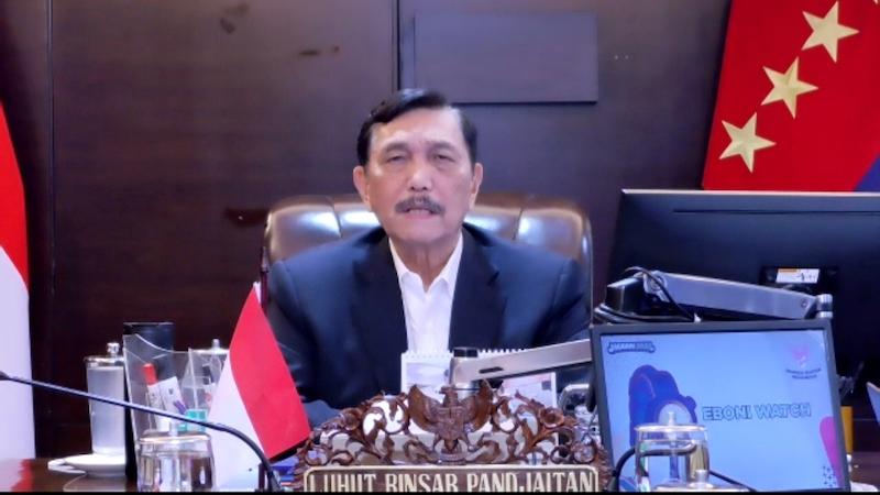 luhut-bagi-beras-nih3.jpg