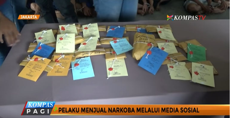 mahasiswa-jual-tembakau-gorilla-lewat-medsos_20170330_095916.jpg