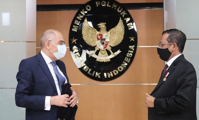 mahfud-md-bertemu-dengan-duta-besar-luar-biasa-dan-berkuasa-penuh-lbpp-republik-arab-mesir.jpg